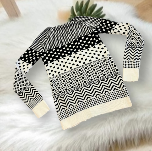 NOLLIE BLACK + WHITE GEOMETRICAL POLKA DOT RETRO ECENTIC FUNKY CARDIGAN SWEATER - Picture 8 of 8